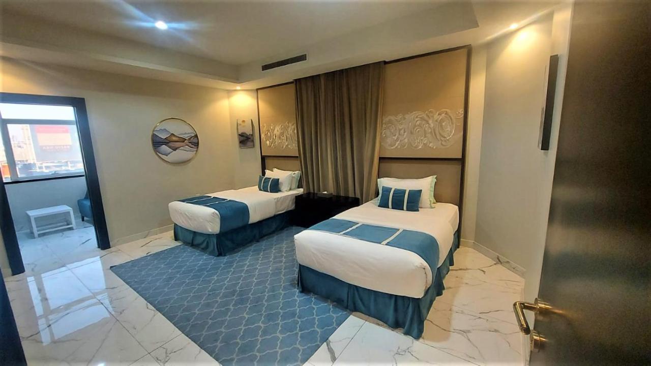 Royal Boutique Hotel คามิสมูชาอิท ภายนอก รูปภาพ