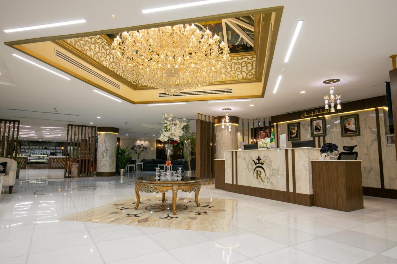 Royal Boutique Hotel คามิสมูชาอิท ภายนอก รูปภาพ