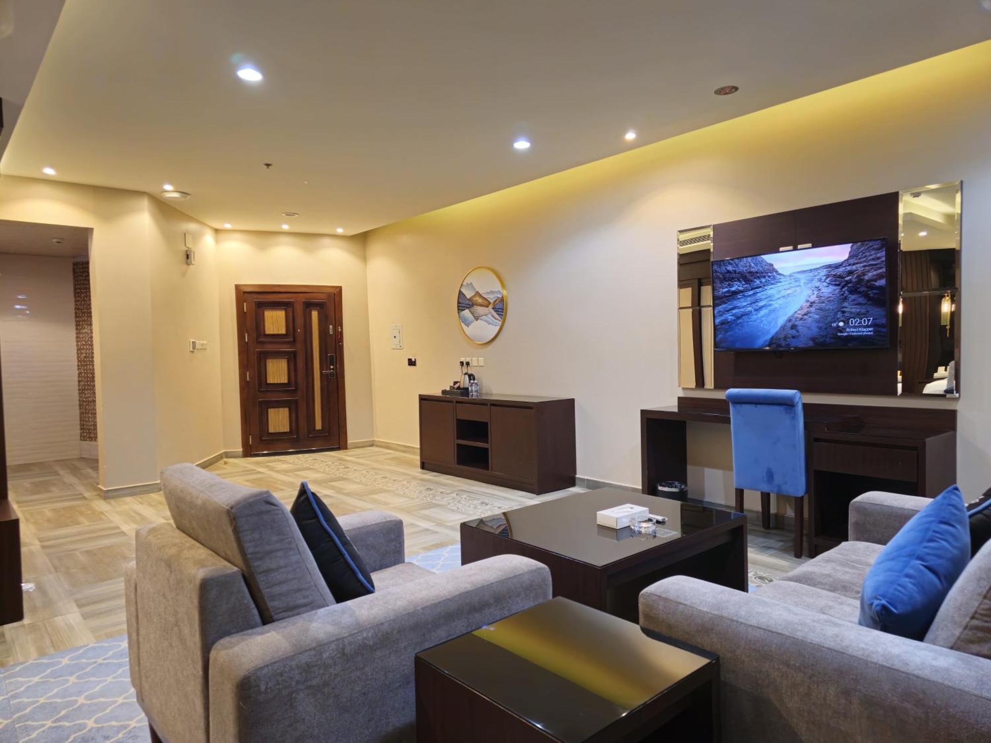 Royal Boutique Hotel คามิสมูชาอิท ภายนอก รูปภาพ