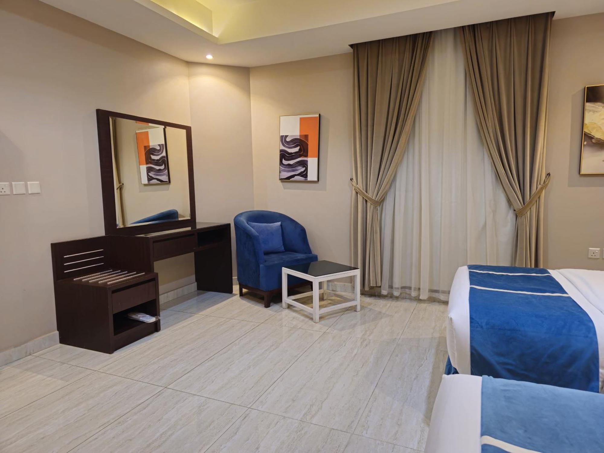 Royal Boutique Hotel คามิสมูชาอิท ภายนอก รูปภาพ