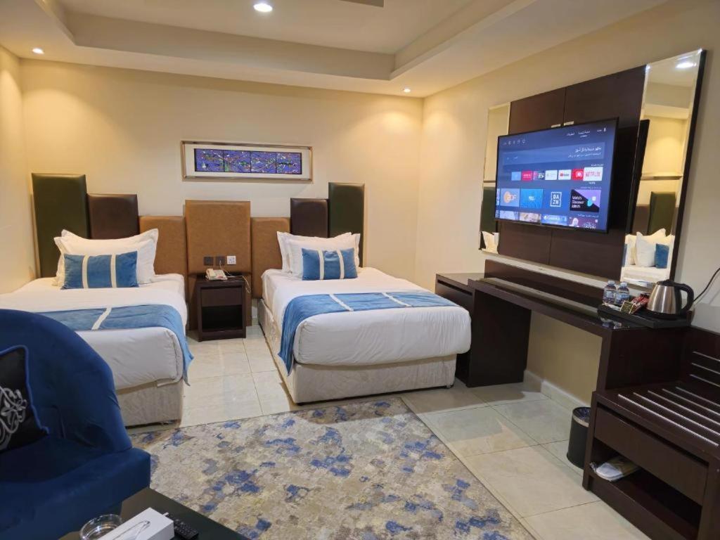 Royal Boutique Hotel คามิสมูชาอิท ภายนอก รูปภาพ
